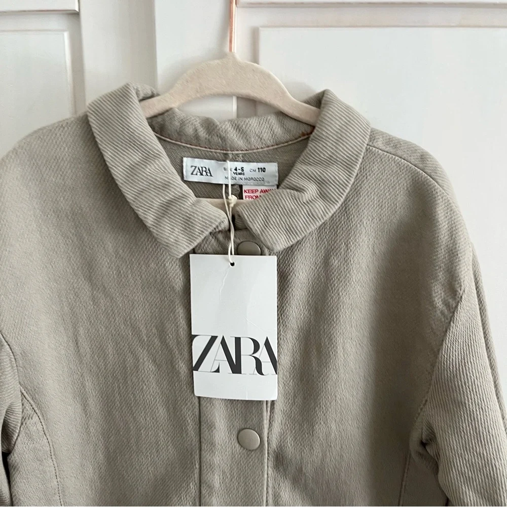 Zara Kids (NWT) 4-5 Gender Neutral Snap Button Utility Jumpsuit Coveralls